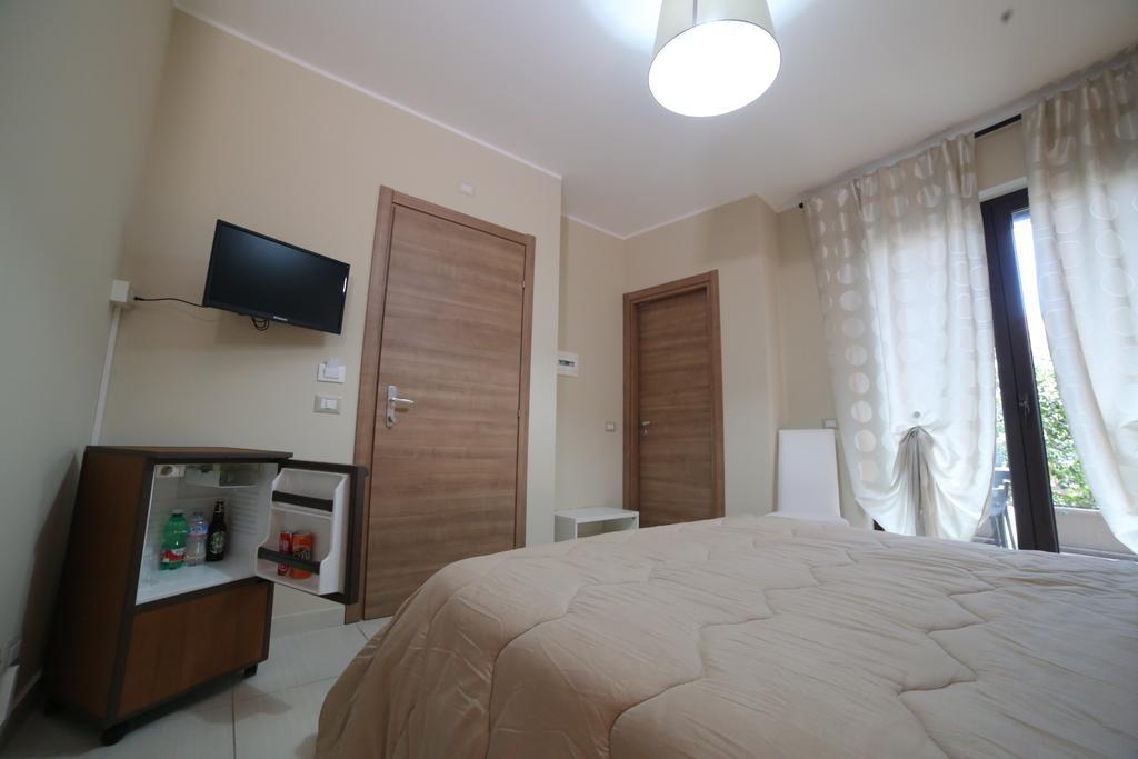 B&B Ciclopi Ачи Кастело Екстериор снимка