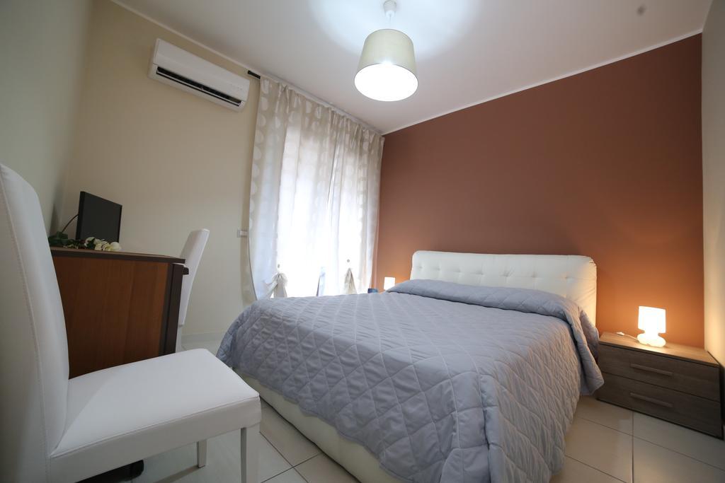 B&B Ciclopi Ачи Кастело Екстериор снимка
